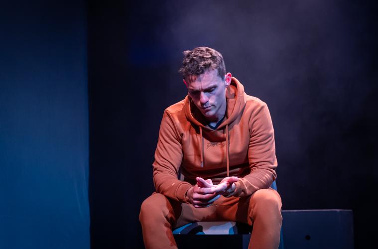Y’MAM - Review - Soho Theatre A unique exploration of masculinity at the Soho Theatre

