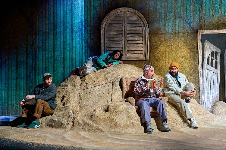  The Beekeeper of Aleppo - Review - Richmond Theatre Nuri and Afra’s poignant journey through Europe is one that must be told 