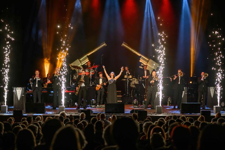 James Bond Themed Concert Spectacular - News Grammy-winning score writer brings 007’s epic soundtrack to life 