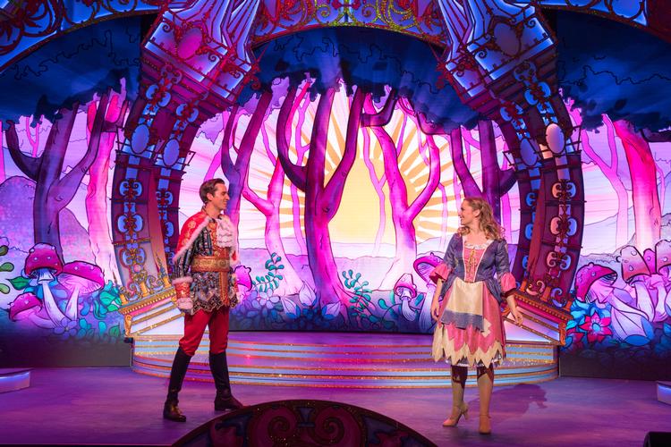 Cinderella – Review - Fairfield Halls An innovative new family pantomime