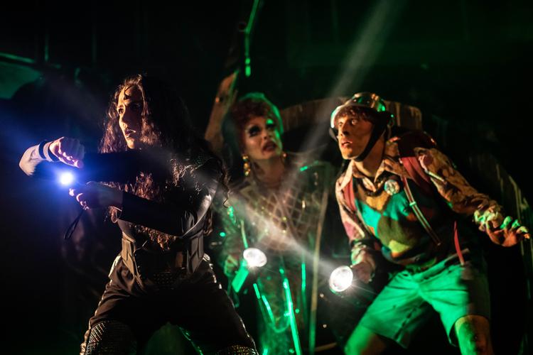 Escape From Planet Trash - Review - The Pleasance Drag queens are going to space
