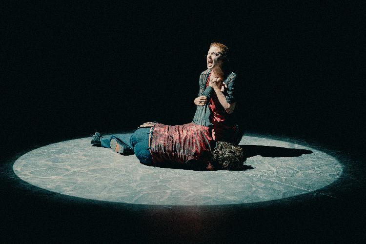 Romeo and Juliet - Review - Greenwich Theatre A classic retelling through a broken lens