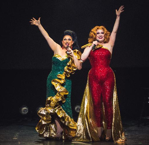 The Return of The Jinkx & DeLa Holiday Show, LIVE! - Review - London Troxy DECK THE HALL! Christmas is coming! 