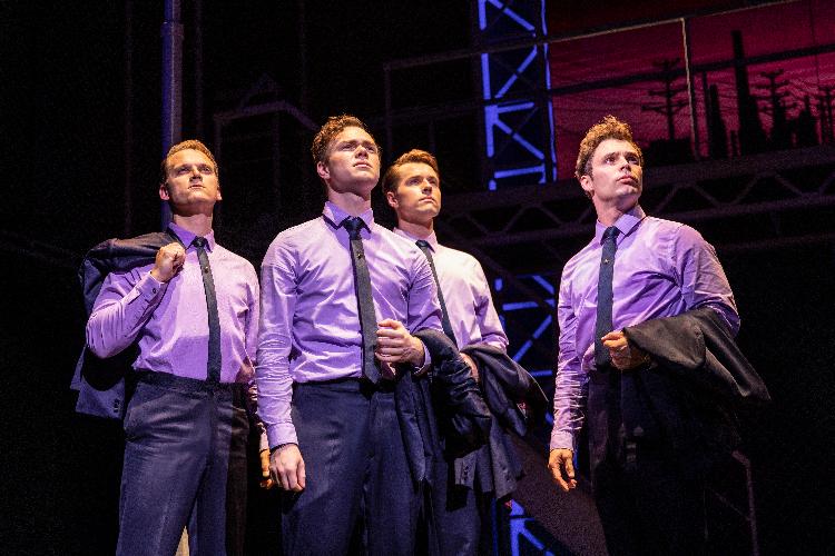 Jersey Boys - Review - Trafalgar Theatre The boys are back in town!