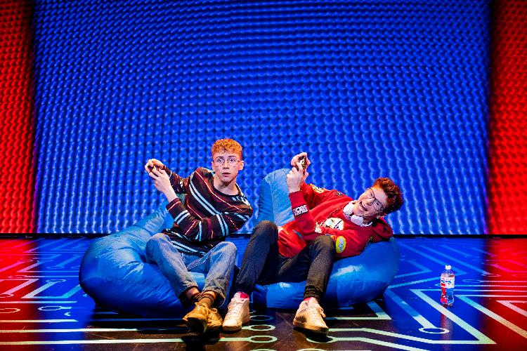 Be More Chill - Review - Shaftesbury Theatre A  love story of a boy, a girl....and the supercomputer 