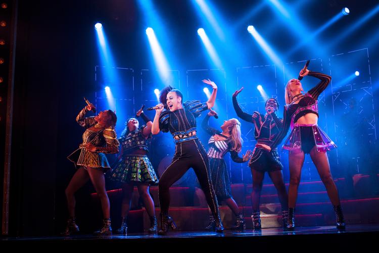  SIX will be the first West End musical to reopen since Lockdown - News The Queens are back