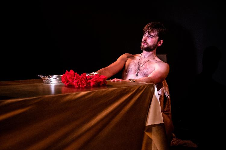 Salomé - Review - Southwark Playhouse “Salomé, dance for me. I pray thee dance for me.”