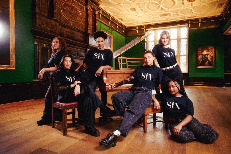Six New Cast - News The show runs at the Vaudeville Theatre