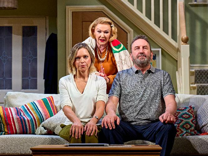 The Unfriend - Review - Wyndham's Theatre How do you protect all that you love without seeming a bit impolite?