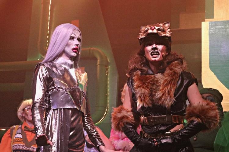  The Witches of Oz - Review -The Vaults Dorothey finally arrives at Emerald City in a fun, immersive panto