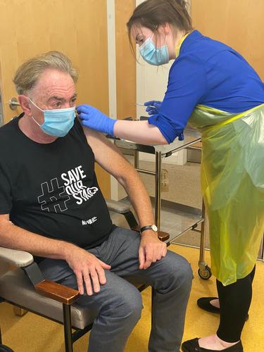 Andrew Lloyd Webber and the vaccine - News 