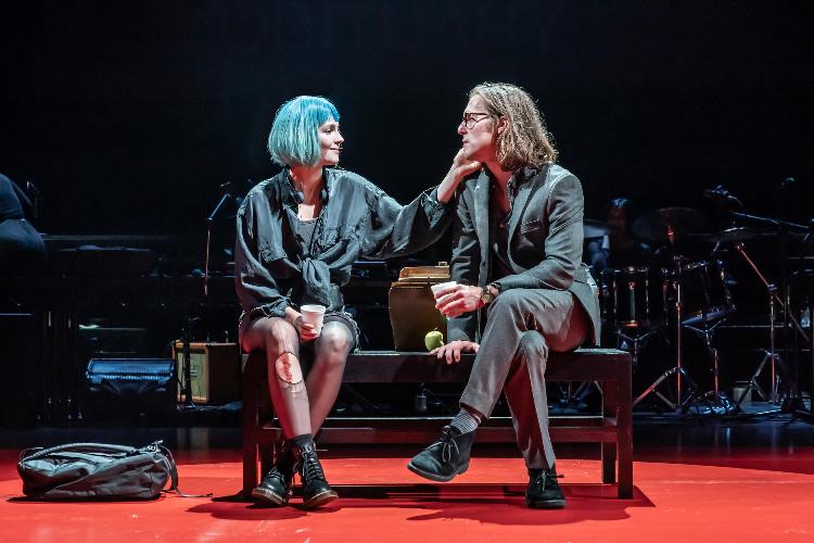 Closer- Review - Lyric Hammersmith Theatre A deep insight into the fluidity of love