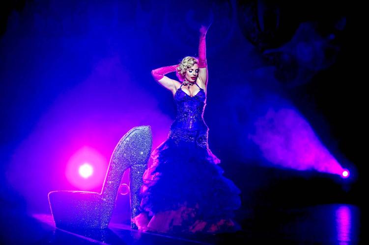 An Evening of Burlesque - Review - Adelphi Theatre A night of cabaret and magic