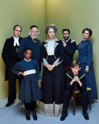 Fanny and Alexander - Review - The Old Vic Ingmar Bergam's masterpiece is at The Old Vic