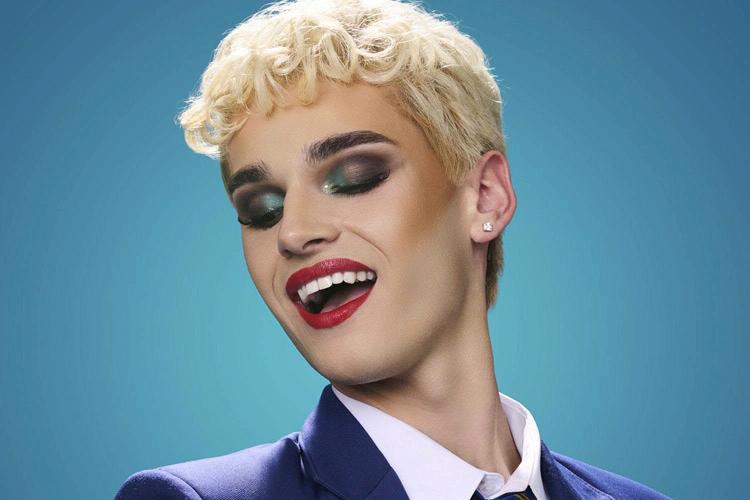 Everybody's Talking About Jamie  Tour - News Jamie goes on Tour!