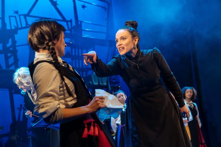 The Worst Witch - Review - Vaudeville Theatre A production for all the family