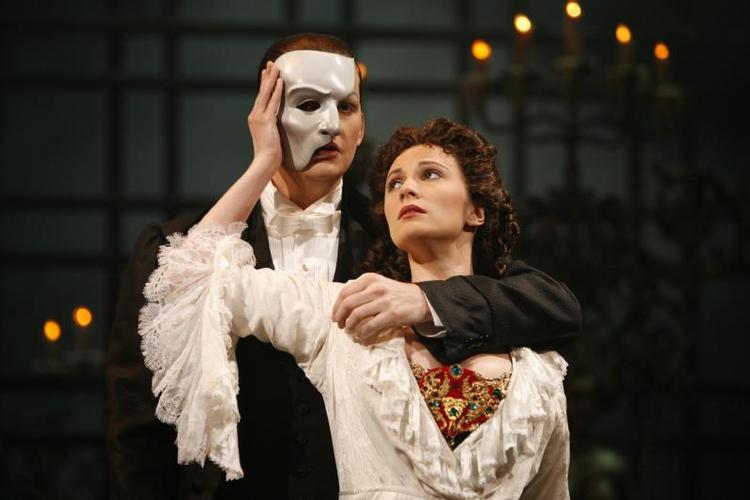 A new Phantom of the Opera Movie - News Paris? No, New York. Today.