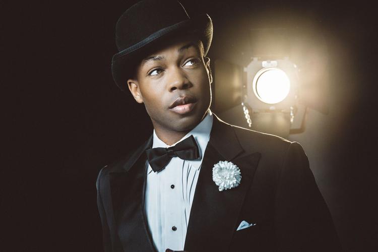 STAR of RuPaul's Drag Race TODRICK HALL to star as Billy Flynn in CHICAGO - NEWS There is a new Billy Flynn in town...