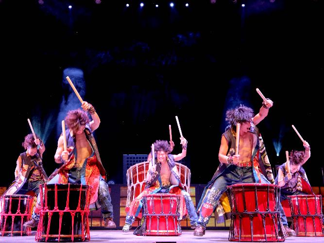 Yamato - Review - Peacock Theatre A thrilling and breathtaking celebration of Japanese drumming